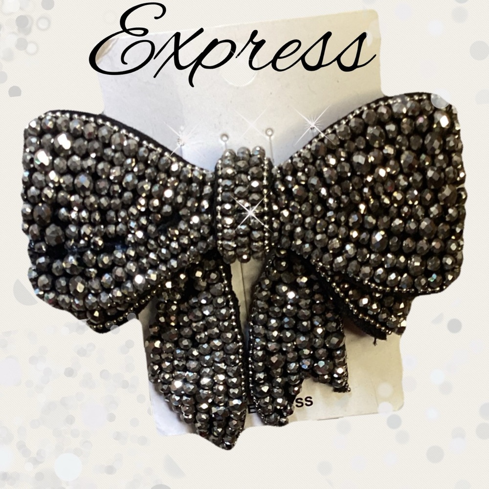 🆕Express Beaded Bow Hair Clip